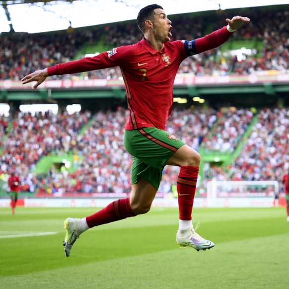 Portugal&#039;s forward Cristiano Ronaldo celebrates his goal after scoring the 2:0, during the UEFA Nations League group A2 soccer match between Portugal and Switzerland at the Estadio Jose Alvalade  ...