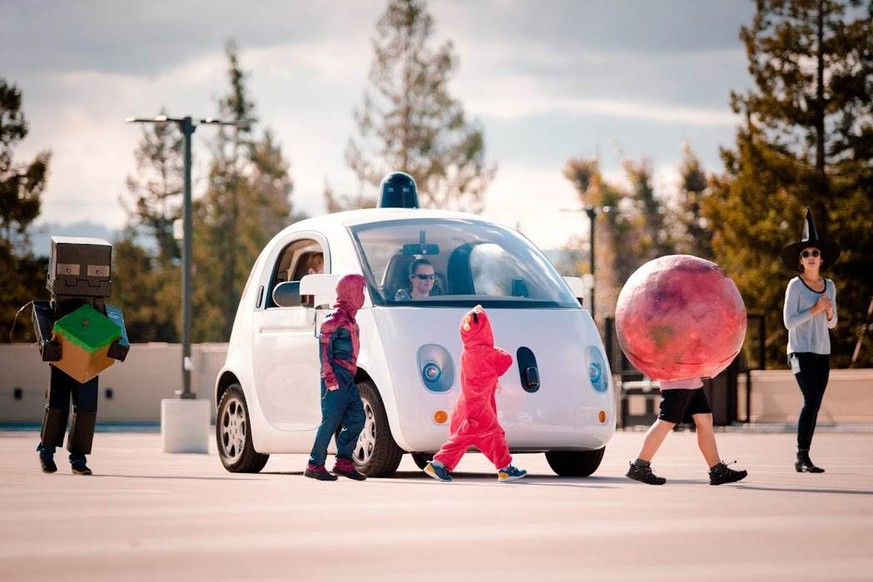Google brachte seinen autonomen Autos bei, Kinder an Halloween zu erkennen und vorsichtiger zu fahren.