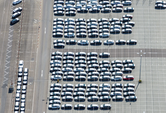 Gemäss Konzernchef Oliver Blume muss VW in Europa Kapazitäten von 500'000 Fahrzeugen pro Jahr abbauen.