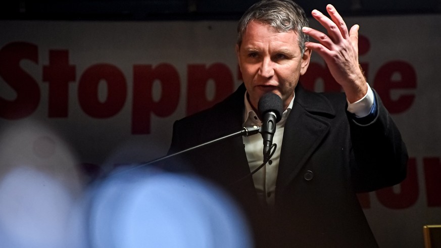 epa08224508 Alternative for Germany (AfD) faction chairman in the regional parliament of Thuringia, Bjoern Hoecke speaks during the rally of the far-right, anti-Islam PEGIDA (Patriotic Europeans Again ...