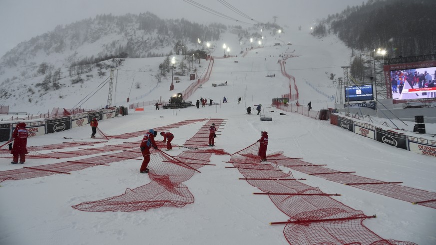 A view of the course after a men&#039;s World Cup slalom was cancelled due to bad weather in Val D&#039;Isere, France, Sunday, Dec. 9, 2018. (AP Photo/Marco Tacca)