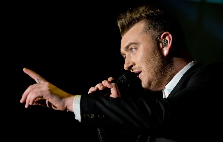 Sam Smith in München. Da war sein Hals noch frei.