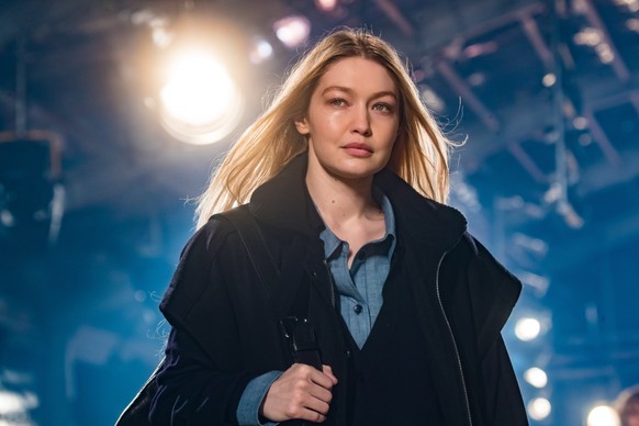 epa09799831 US model Gigi Hadid presents a creation from the Fall/Winter 2022/2023 Women collection by French designer Isabel Marant during the Paris Fashion Week, in Paris, France, 03 March 2022. The ...
