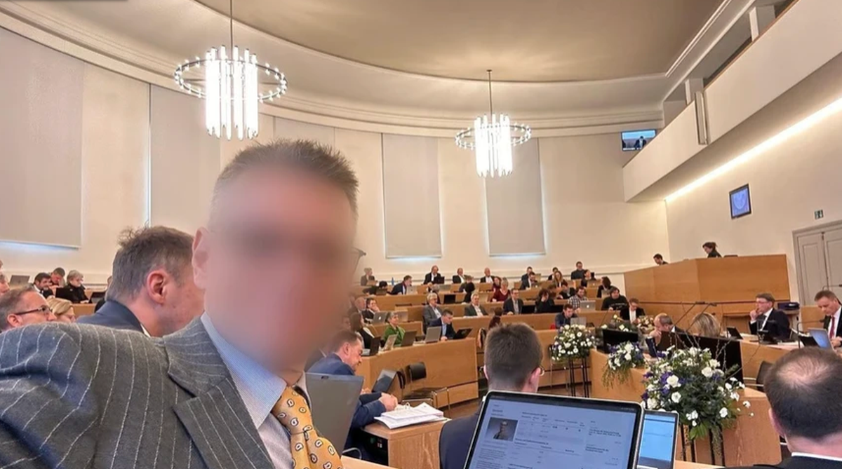 Der Ex-Politiker Patrick Frei aus dem Kanton Aargau soll laut Anklage mehrere Personen betäubt und missbraucht haben.