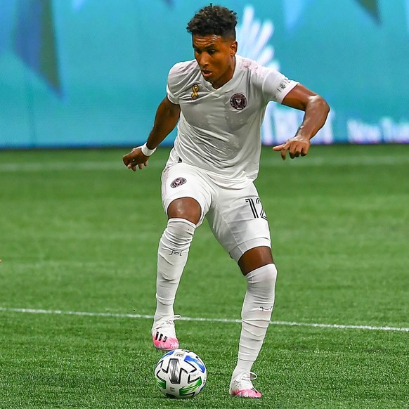 ATLANTA, GA SEPTEMBER 19: Inter Miami forward Juan Agudelo 12 looks to break down Atlanta United defender George Bello 21 during the MLS, Fussball Herren, USA match between Inter Miami CF and Atlanta  ...