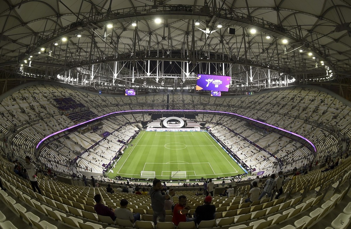 epa10253985 Photo taken on 09 September 2022 shows the Lusail stadium, Lusail, Qatar. The 80,000-seater venue will host 6 group stage matches, one round of 16, one quarter final, one semi final and th ...