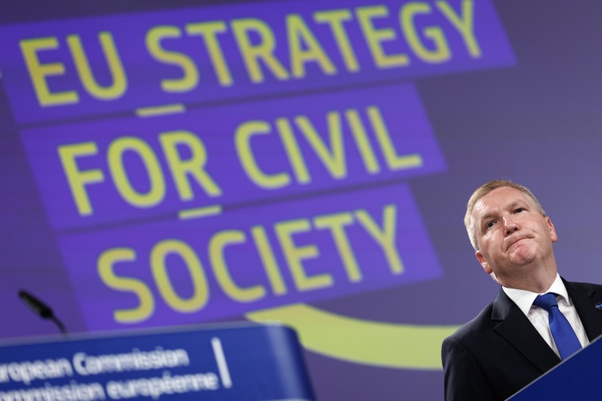 epa12520227 European Commissioner for Democracy, Justice, the Rule of Law and Consumer Protection, Michael McGrath attends a press conference on the European Democracy Shield and the EU Strategy for C ...