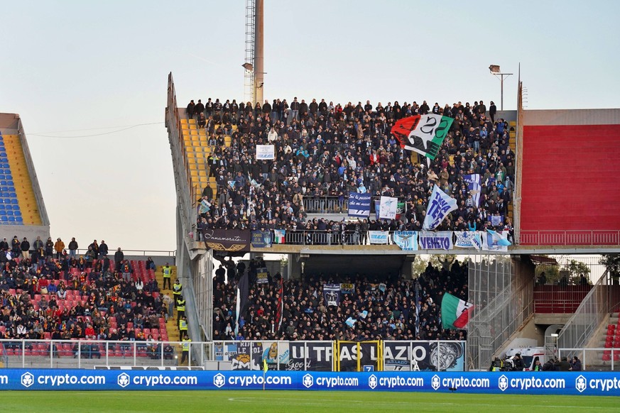 SS Lazio Supporters during US Lecce vs SS Lazio, italian soccer Serie A match in Lecce, Italy, January 04 2023 PUBLICATIONxNOTxINxITA Copyright: xEmmanuelexMastrodonatox/xipa-agex/xLivexMediax 0 IPA_I ...