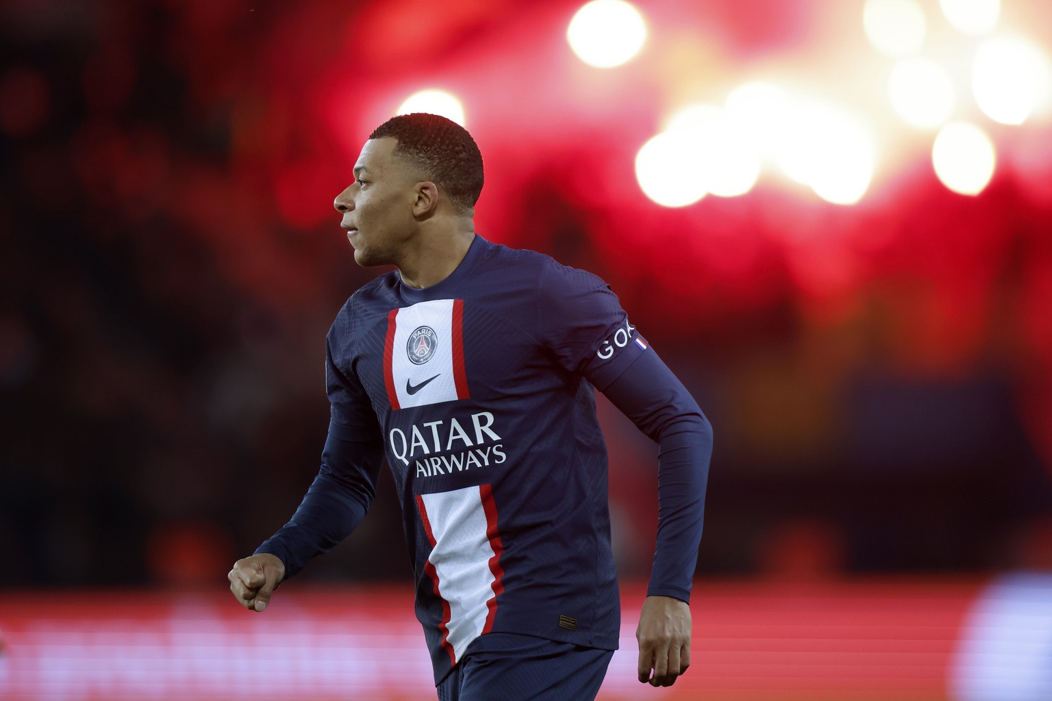 epa10503652 Paris Saint Germain&#039;s Kylian Mbappe looks on during the French Ligue 1 soccer match between PSG and FC Nantes, in Paris, France, 04 March 2023. EPA/YOAN VALAT