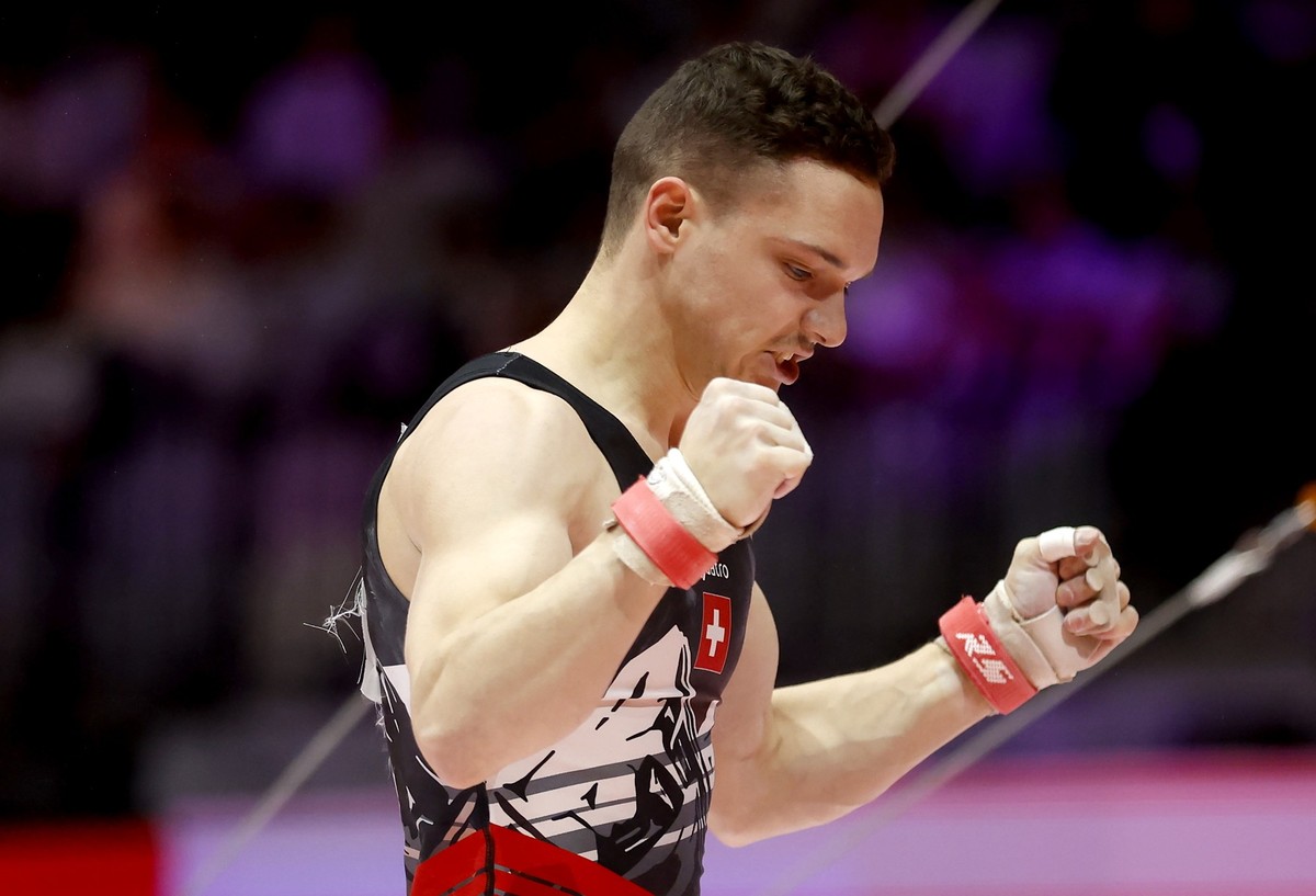 epa12472560 Noe Seifert of Switzerland reacts after a performance on the High Bar during the Men's Artistic Gymnastics All-Around Final at the FIG Artistic Gymnastics World Championships 2025 in  ...