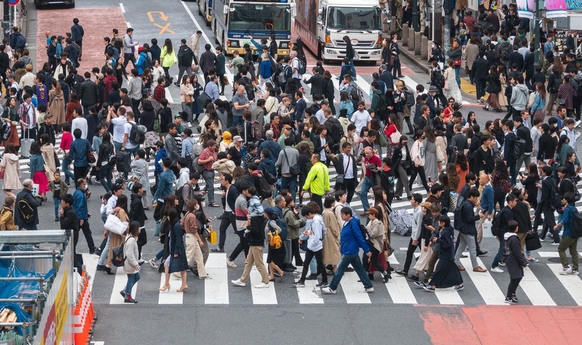 La population japonaise diminue sans cesse depuis 15 ans. image : shutterstock
