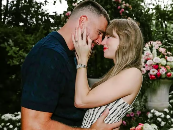 Nach ihrer Verlobung sind Travis Kelce und Taylor Swift nun Mann und Frau.