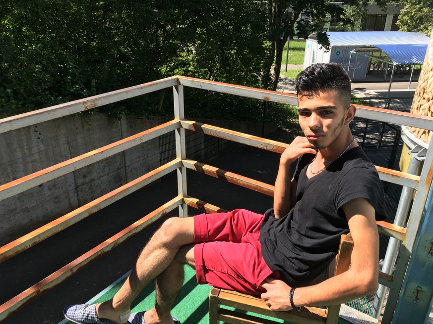 Sirag, 20 Jahre alt, Iraker, seit acht Monaten in der Gops.