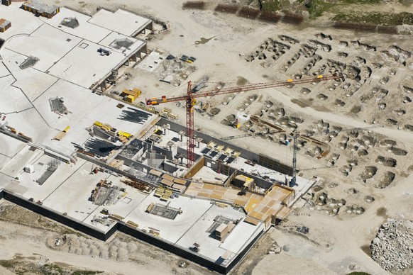 Die Baustelle für das Andermatt Swiss Alps Resort im Jahr 2012.