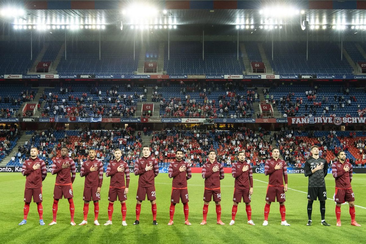 Une équipe de Suisse et des tribunes clairsemées, le mois dernier contre la Grèce en amical.