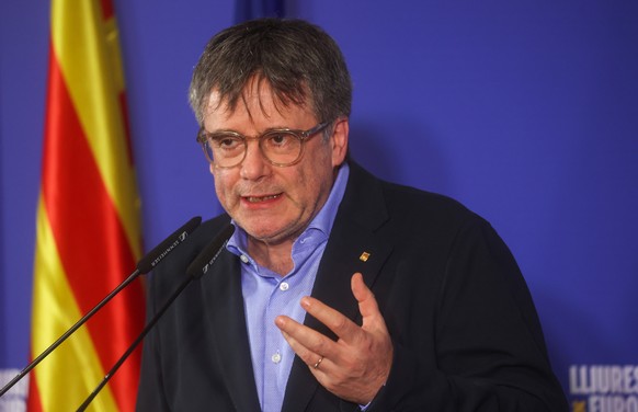 epa11383706 Junts per Catalunya (Together for Catalonia) party president Carles Puigdemont speaks during a campaign event ahead of the European Parliament elections in Brussels, Belgium, 01 June 2024. ...