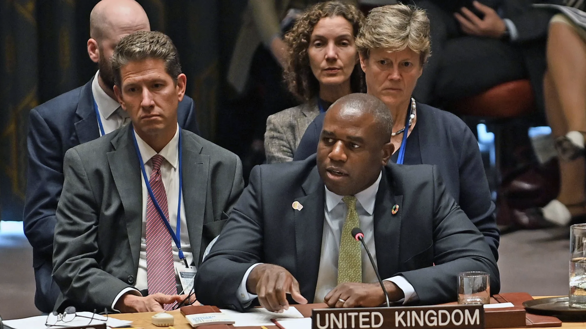 David Lammy vise la Russie : Pour le ministre britannique des Affaires étrangères, Poutine poursuit des objectifs impérialistes avec sa guerre.