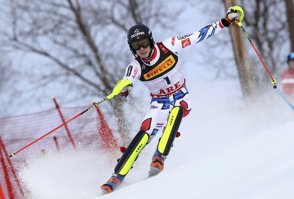 France&#039;s Clement Noel competes during the men&#039;s slalom, at the alpine ski World Championships in Are, Sweden, Sunday, Feb. 17, 2019. (AP Photo/Alessandro Trovati)