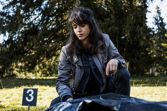 Wilder 
Staffel 2 
Folge 1

Am Tatort eines Mehrfachmordes	
Sarah Spale (Rosa Wilder)

Buch: Béla Batthyany, Andreas Stadler, Moritz Gerber, Roberto Martinez, Alexander Seibt
Regie: Pierre Monnard und ...