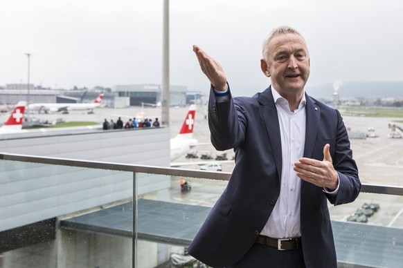 ARCHIV --- SWISS-CHEF THOMAS KLUER GIBT FUEHRUNG DER LUFTGESELLSCHAFT ENDE 2020 AB --- Thomas Kluehr, CEO Swiss International Air Lines, spricht beim 70-Jaehrigen Jubilaeum des Flughafen Zuerich am Sa ...