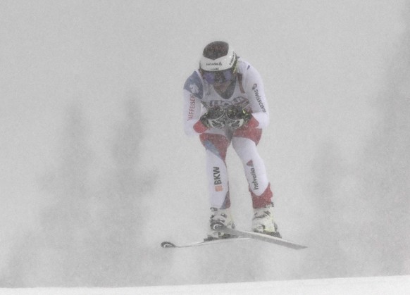 epa07355138 Gilles Roulin of Switzerland speeds down the slope during the Men&#039;s Downhill race at the FIS Alpine Skiing World Championships in Are, Sweden, 09 February 2019. EPA/CHRISTIAN BRUNA