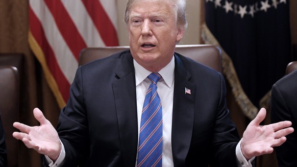 epa06897030 US President Donald J. Trump speaks during a cabinet meeting in the Cabinet Room of the White House, in Washington, DC, USA, 18 July 2018. EPA/Olivier Douliery / POOL