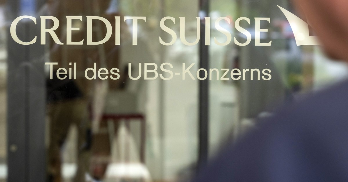 ubs-beschwerde-erh-lt-aufschiebende-wirkung-im-at1-verfahren