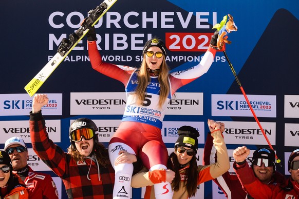 February 11, 2023, France: Nina Ortlieb of Austria and members of the Austrian Ski Team after the Women s Downhill ski race in Meribel France. She came in second place. France - ZUMAl132 20230211_zap_ ...