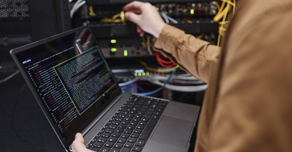 Webland-ist-komplett-down-betroffene-Kunden-schlagen-Alarm