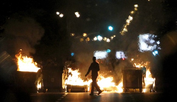 Am 5. Mai gab es Proteste, die einen gewalttätigen Verlauf nahmen.&nbsp;