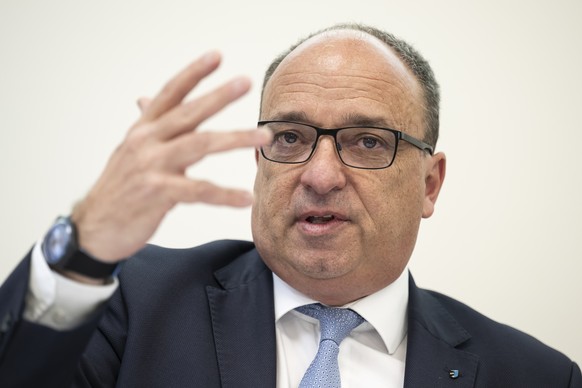 Markus Dieth, Praesident der Konferenz der Kantonsregierungen (KdK) und Landammann AG, spricht waehrend einer Medienkonferenz der Konferenz der Kantonsregierungen (KDK) ueber die Stellungnahme der Kan ...