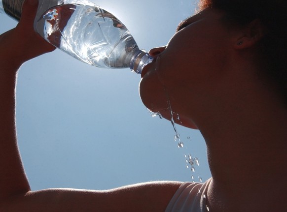 Viel trinken ist angesagt: Der Bund gibt f