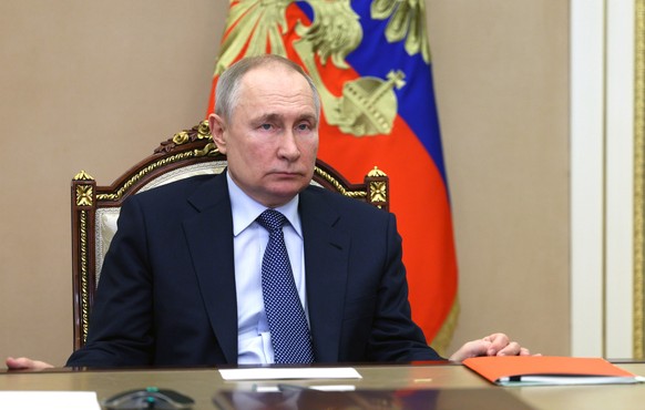 epa10552363 Russian President Vladimir Putin chairs a Security Council meeting via video link in Moscow, Russia, 31 March 2023. EPA/GAVRIIL GRIGOROV / SPUTNIK / KREMLIN POOL / POOL MANDATORY CREDIT
