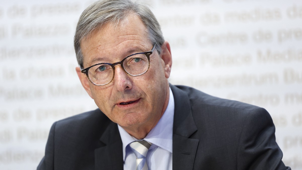 Josef Dittli, Staenderat FDP-UR, spricht waehrend einer Medienkonferenz des ueberparteilichen Komitees fuer ein "Ja zum Covid-Gesetz" am Montag, 22. Mai 2023 in Bern. (KEYSTONE/Peter Klaunze ...
