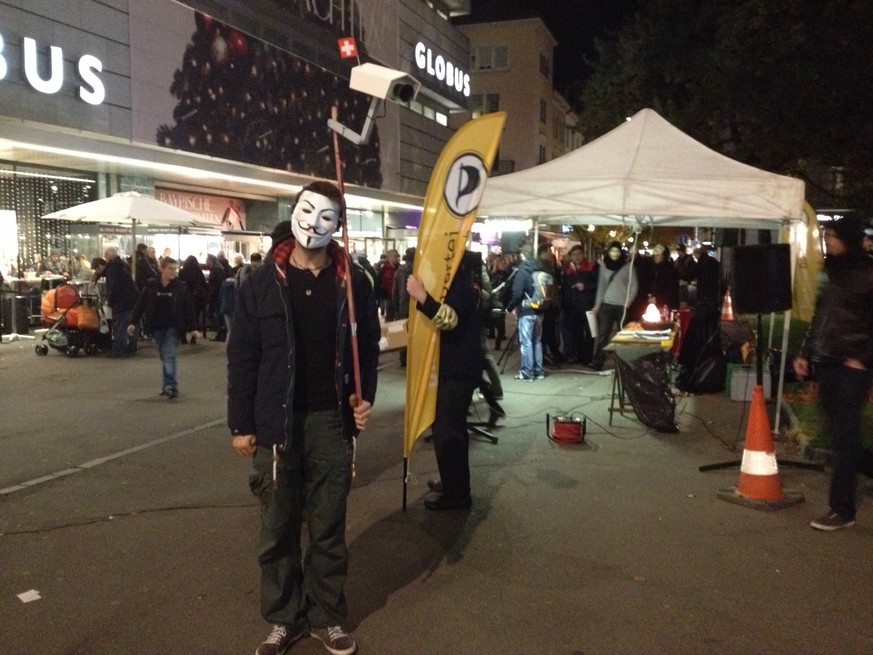 Für das Grundrecht auf Privatsphäre: Ein Teilnehmer am «Million Mask March 2014 Zürich»
