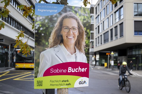 Wahlplakat der Regierungsratskandidatin Sabine Bucher (GLP) fotografiert waehrend der Ersatzwahl fuer den Regierungsrat Kanton Basel-Landschaft (Nachfolge von Monica Gschwind), am Sonntag, 26. Oktober ...