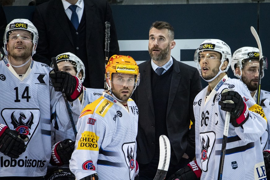 Gotterons Ralph Stalder, Gotterons Marco Forrer, Gotterons Viktor Stalberg, Cheftrainer und Sportdirektor Christian Dube, Gotterons Julien Sprunger und Gotterons Adrien Lauper, von links, beim Eishock ...