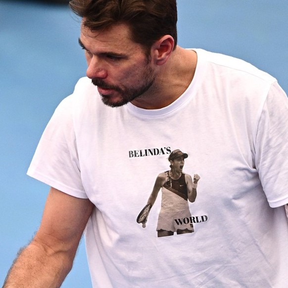 TENNIS UNITED CUP SYDNEY, Belinda Bencic of Switzerland with team capatin Stan Wawrinka during the semi final against Elise Mertens of Belgium in the 2026 United Cup at Ken Rosewall Arena in Sydney, S ...