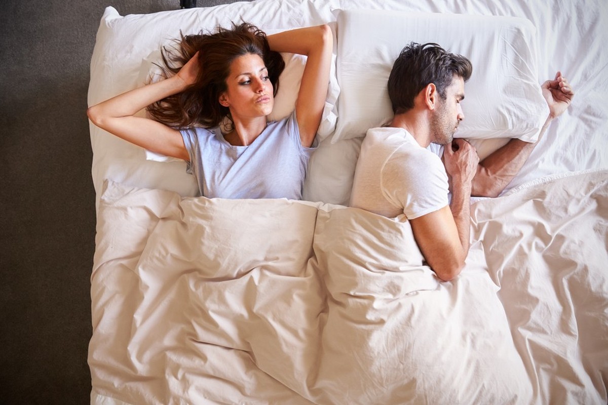 paar streit päärli liegt man wirklich so im bett? ich weiss es nicht
