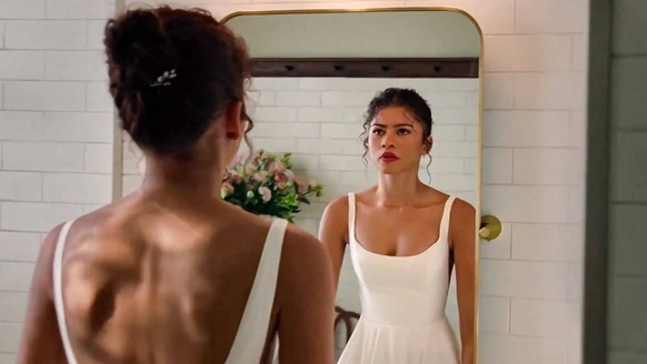 Zendaya USA. Zendaya in CA24 new movie: The Drama 2026 Plot: A happily engaged couple is put to the test when an unexpected turn sends their wedding week off the rails. LMK110-J11473-181225 Supplied b ...