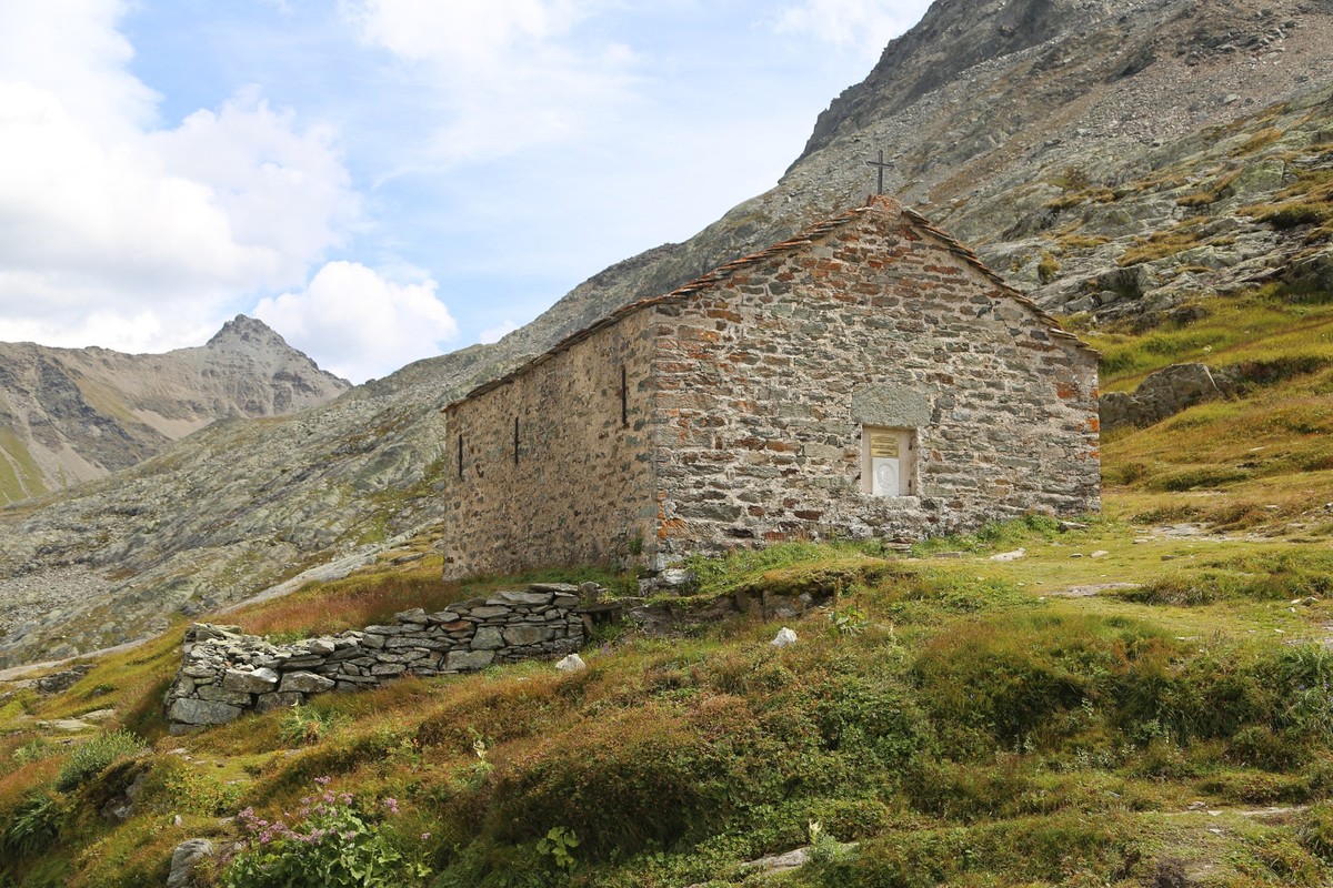 La morgue de l'Hospice du Grand-Saint-Bernard de nos jours.