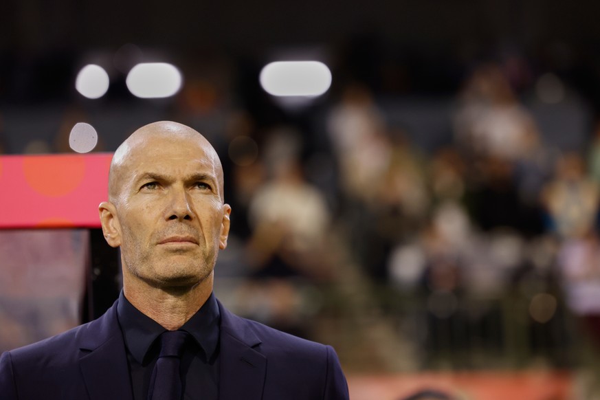 France's coach Zinedine Zidane stands before the UEFA Nations League soccer match between Belgium and France in Brussels, Belgium, Monday, Sept. 28, 2026. (AP Photo/Geert Vanden Wijngaert)
Zinedi ...