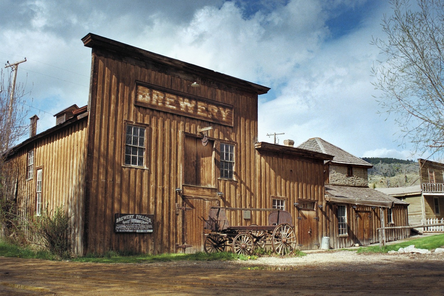 virginia city, montana ghost town USA
Photo Daniel Ter-Nedden https://www.ghosttowngallery.com/