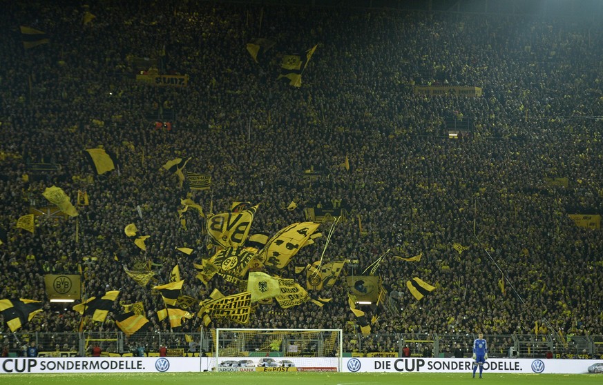 Wolfsburg goalkeeper Max Gruen standing in front of the southern tribune called the &quot;yellow wall&quot; during the semifinal match of the German soccer cup between Borussia Dortmund and VfL Wolfsb ...