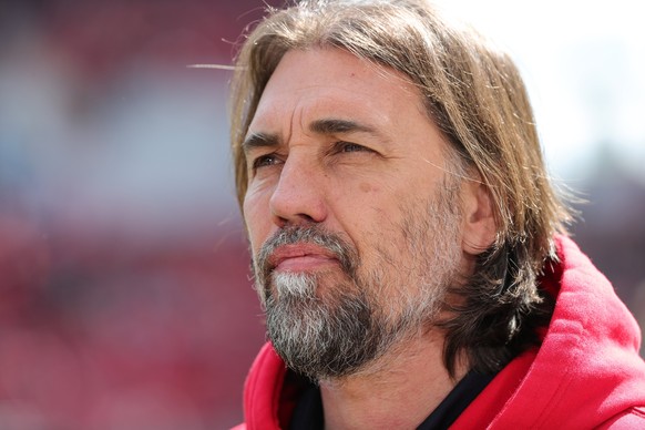 ARCHIVBILD - MARTIN SCHMIDT WIRD NEUER TRAINER FUER DEN VFL WOLFSBURG UND ERSETZT ANDRIES JONKER - epa05934982 Mainz head coach Martin Schmidt prior to the German Bundesliga soccer match between FSV M ...