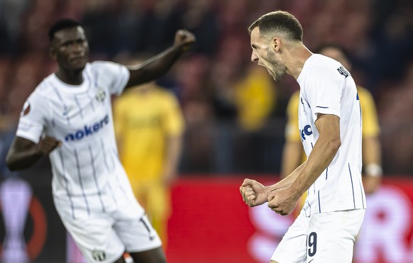 Zurich&#039;s Nikola Boranijasevic, right, celebrates after scoring his team&#039;s first goal of the match during the UEFA European League Group A soccer match between Switzerland&#039;s FC Zuerich a ...