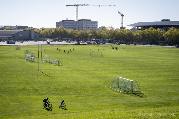 Gesamtansicht von der Sportplatz Allmend, am Mittwoch, 5. Oktober 2022, in Bern. Seit vielen Jahren kaempft YB fuer Trainingsplaetze auf der Allmend oder anderswo in Bern. Bislang kam kaum etwas zusta ...