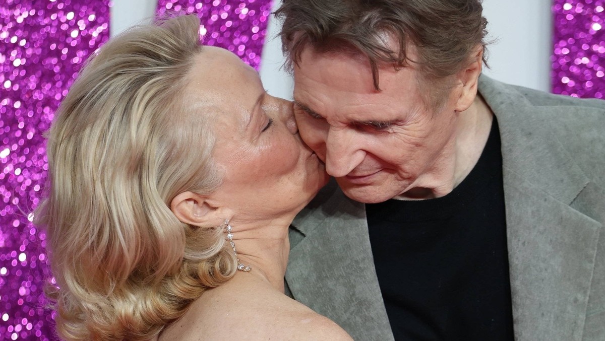 . 22/07/2025. London, United Kingdom. Pamela Anderson / Liam Neeson arriving at The Naked Gun premiere in London. PUBLICATIONxINxGERxSUIxAUTxHUNxONLY xStephenxLockx/xi-Imagesx IIM-26115-0018