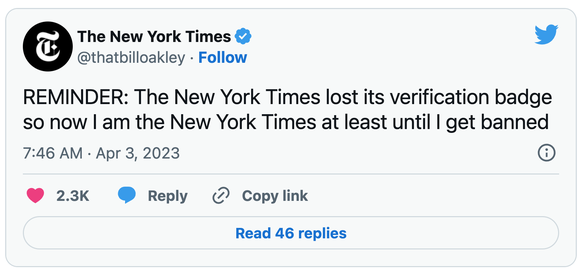 Dieser User gibt sich als «New York Times» mit blau-weissem Verifikations-Symbol aus.