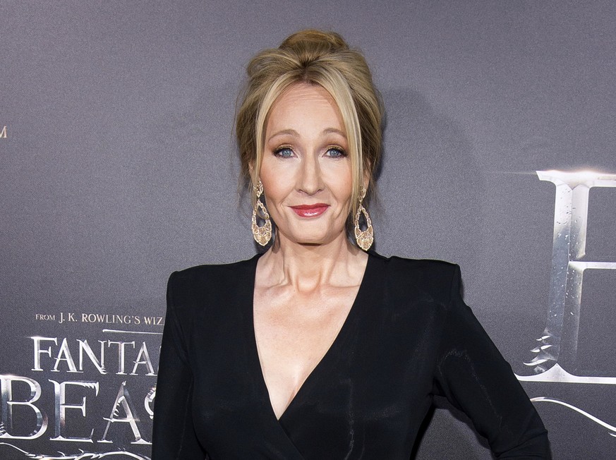 FILE - In this Nov. 10, 2016 file photo, J. K. Rowling attends the world premiere of &quot;Fantastic Beasts and Where To Find Them&quot; in New York. British TV personality Piers Morgan and Rowling ar ...